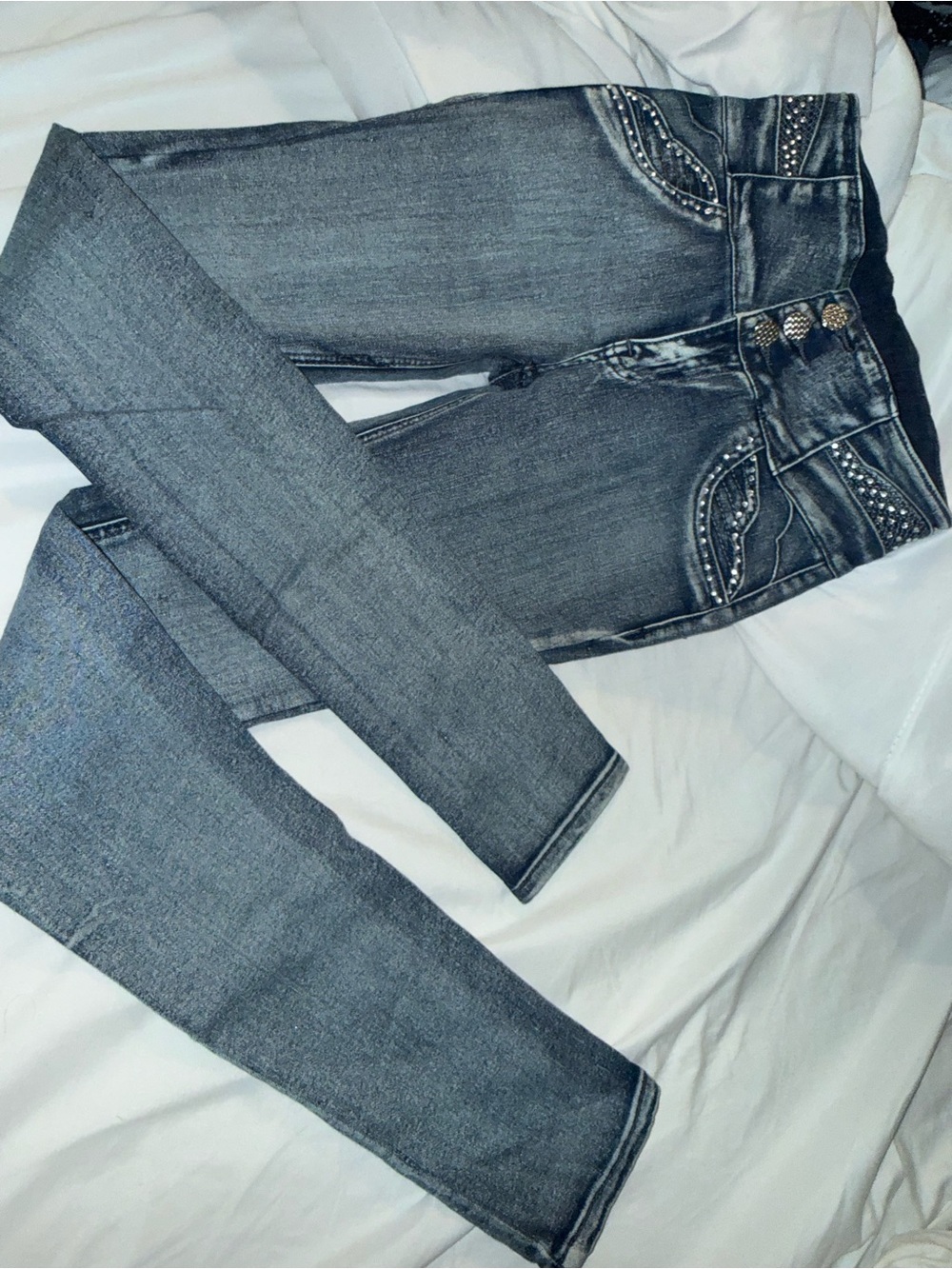 Women's Skinny  Colombian buttlifting Jeans with Studded Pocket Trim